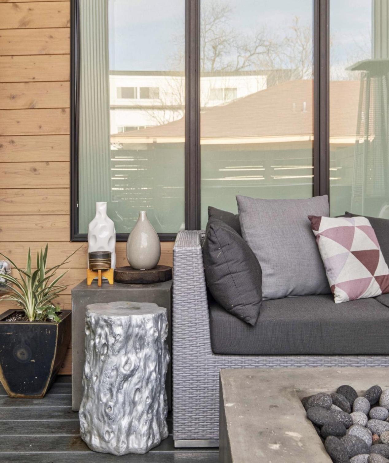 East Austin Flair With Hot Tub - Brass! Villa Bagian luar foto